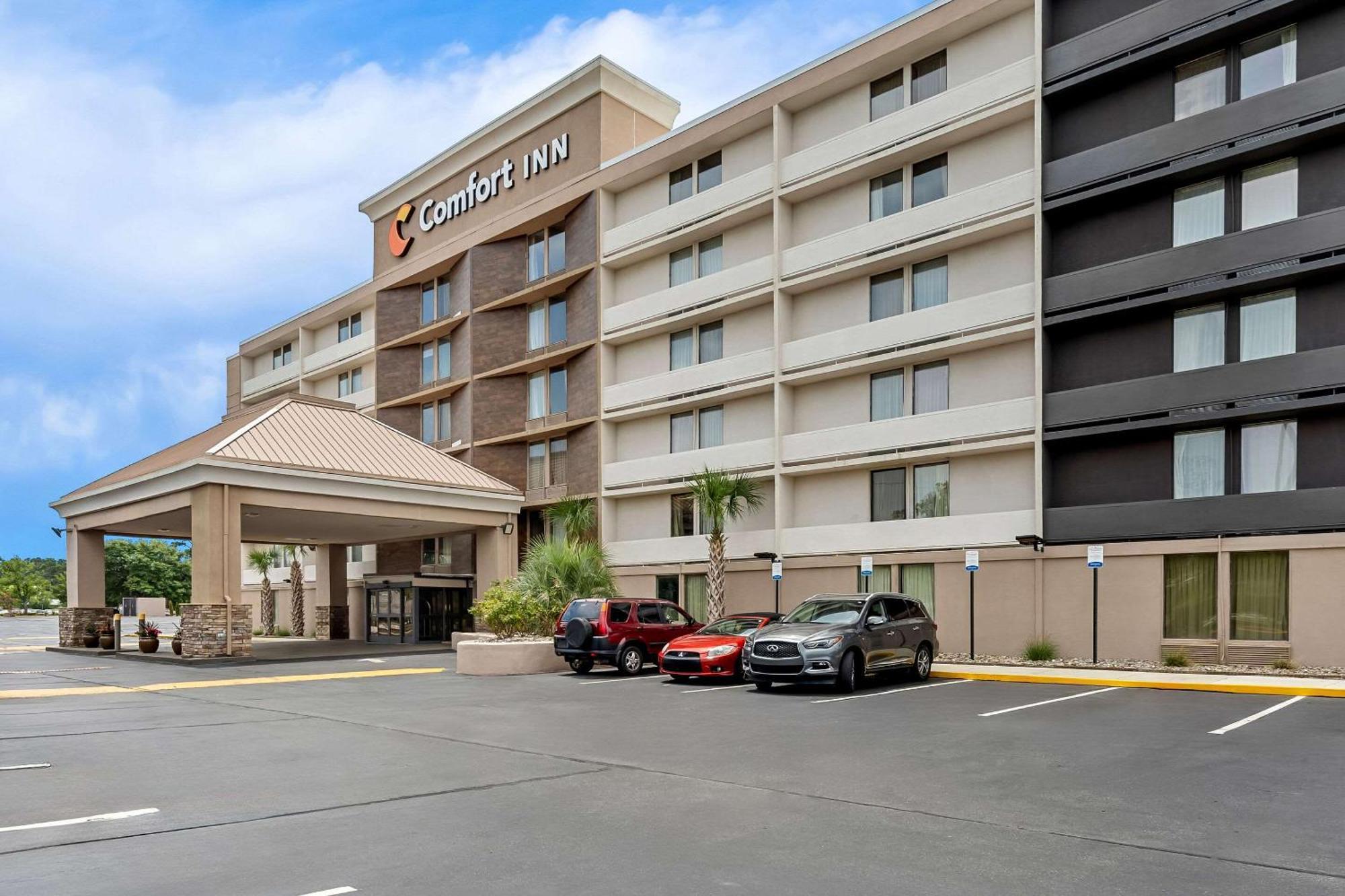 Comfort Inn University Wilmington Exterior photo